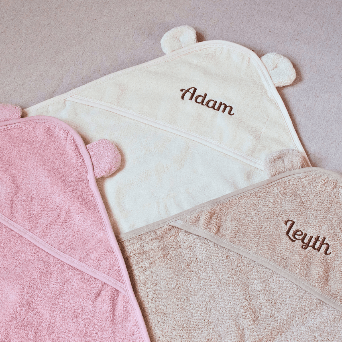 cape de bain ourson personnalisée mignone avec prénom