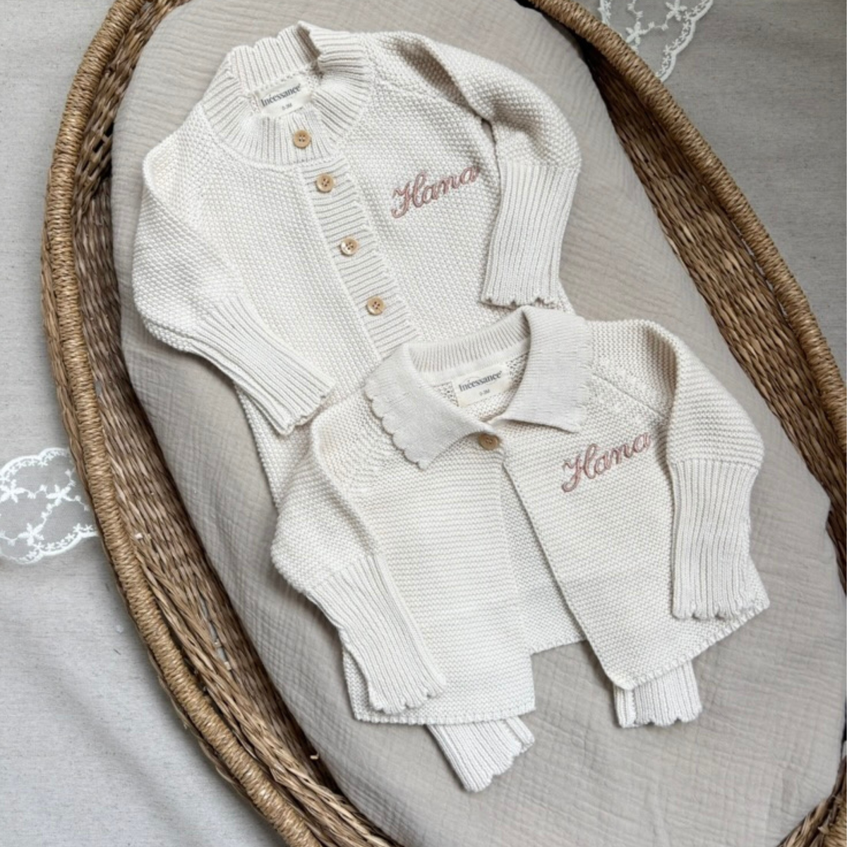 Ensemble de naissance combinaison et brassière en maille personnalisé