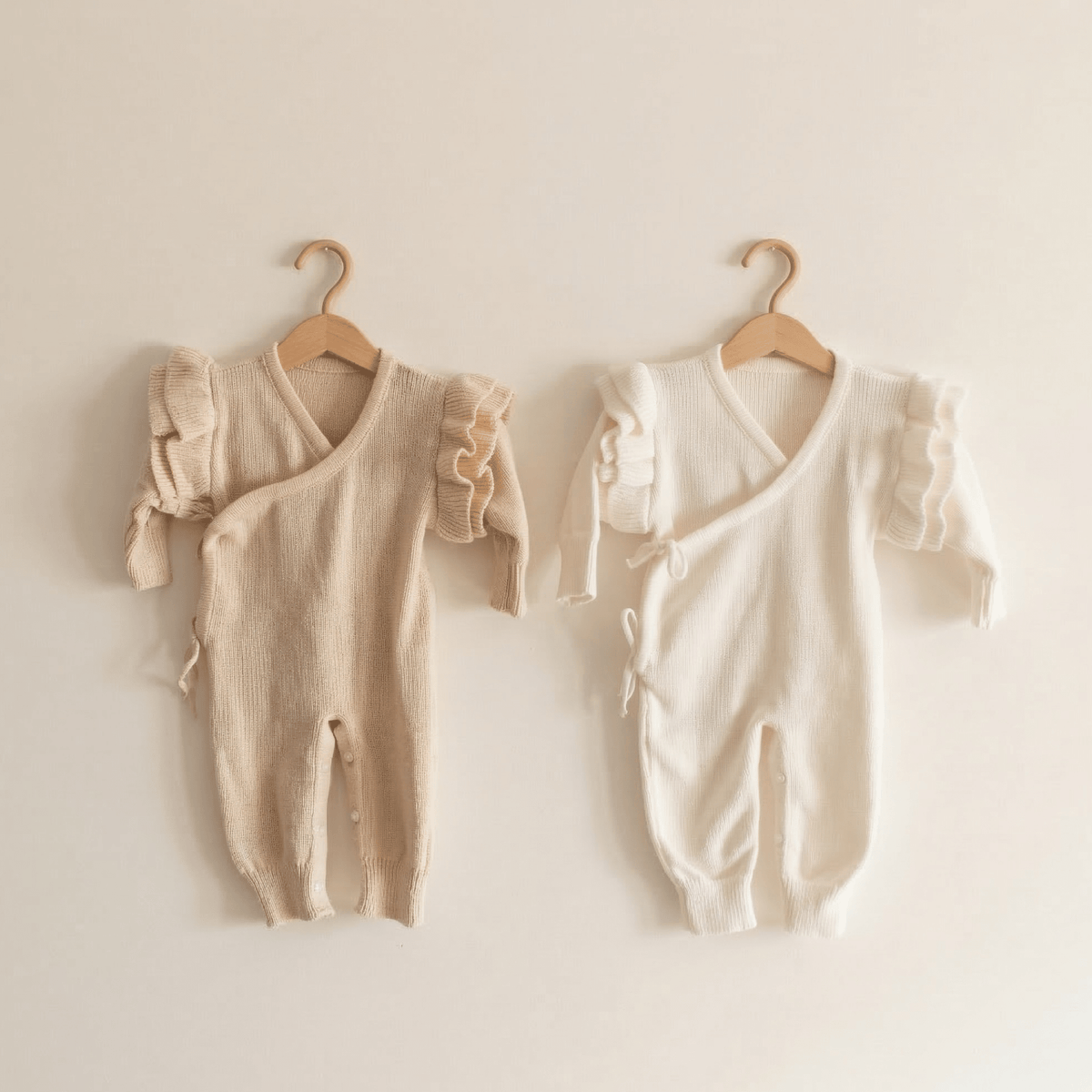 Combinaison bébé personnalisée (3 pièces) – Premiers souvenirs 🤍